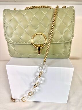 Quilted Green Summer Shoulder Bag With Gold Ring Acrylic Accent Chain Strap